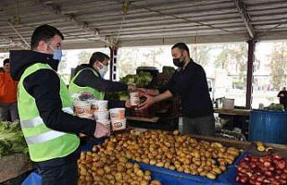 Erdemli’de ’Sabahları sıcak çorba’ projesi...