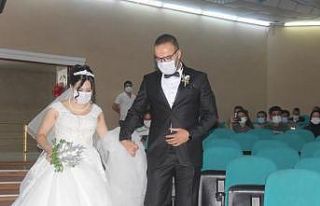 Erzincan’da 2021 yılında bin 309 çift evlendi