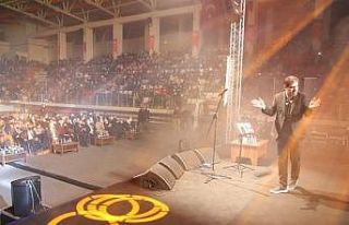 Erzincan’da Balkır rüzgârı esti