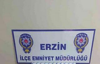 Erzin’de 8 bin kaçak makaron ele geçirildi