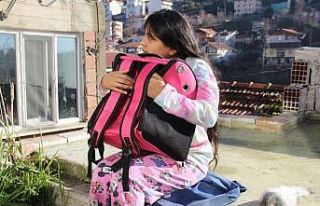 Evinde çıkan yangın köpeklerini telef etmişti,...