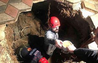 Evine giderken bir anda kendini yeraltında buldu,...