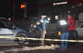 Evinin önünde silahlı saldırıya uğrayan işadamı...