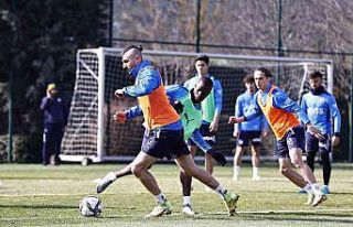Fenerbahçe’de Kayserispor maçı hazırlıkları...