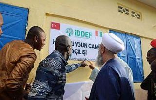 Fildişi Sahili’nde hayırseverlerin desteğiyle...