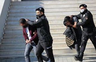 Fuhuş operasyonunda biri yabancı uyruklu 4 kadın...