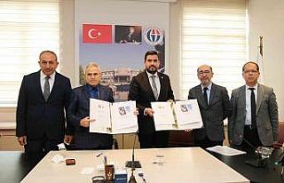 Gazeteciler ile iletişimciler GGC Akademi çatısı...