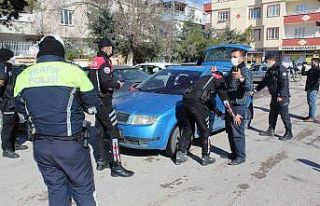 Gaziantep’te okul önlerinde şok uygulama