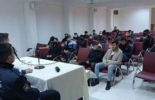Gediz’de öğrencilere polislik mesleği tanıtıldı