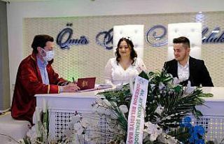 Giresun’da sevgililer gününde 15 çiftin nikahı...