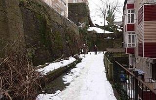 Gurbetçi aile, mahkemeyi kazanmasına rağmen yolun...