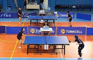 Gürsu’da bireysel masa tenisi turnuvası nefes...