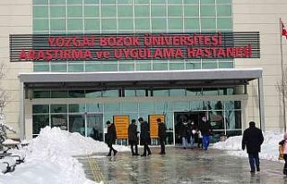 Hastanenin yangın merdiveninde ölü bulunan kadın...