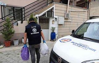 Hayırseverlerden ihtiyaç sahiplerine sevgi eli