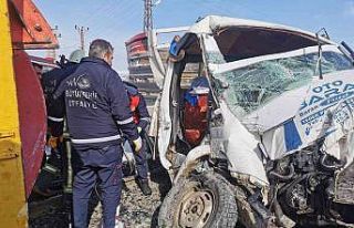 Hemzemin geçitte kaza: 4 yaralı