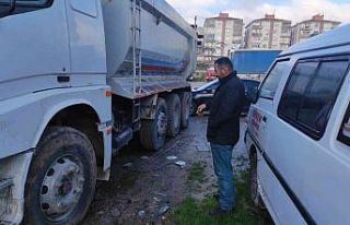 Hırsızlar kamyon akülerine dadandı