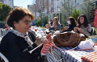 Hünerli eller lösemili çocuklar için ördü