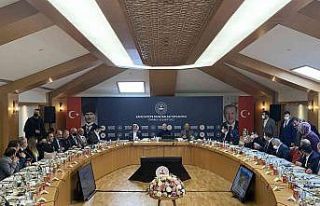 İçişleri Bakanı Süleyman Soylu, muhtarlarla bir...