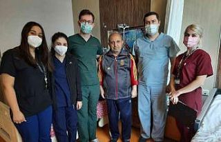 İHA muhabiri Hüseyin Tokmak, bypass ile sağlığına...