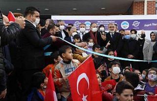 İldem Akıl Küpü Kütüphanesi ve Eski Çınarlar...