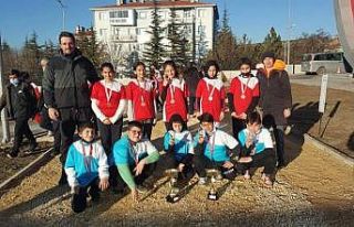 İnönü Oklubalı Sabri Kahvecioğlu Ortaokulu öğrencileri...