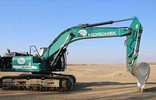 İş makinelerinin deposundan yakıt çalan zanlı...