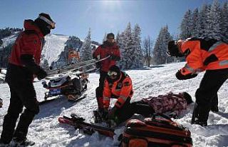 JAK Uludağ’da hayat kurtarıyor