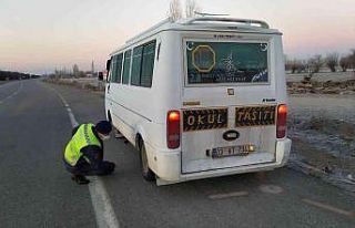 Jandarma ekipleri okul servis araçlarına yönelik...