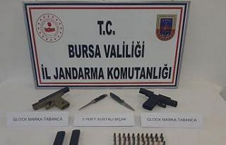 Jandarma’dan ruhsatsız silah operasyonu