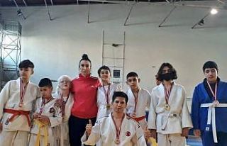 Judoda 8 altın madalya Denizli’nin