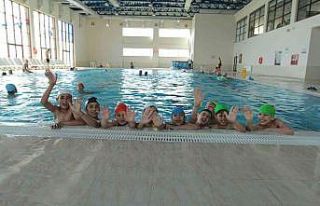 Kahramankazan’da vatandaşlardan spor kompleksine...