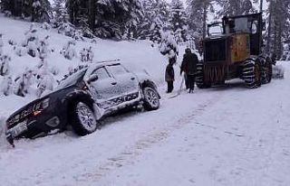 Kapanan yollar 11 bin 334 kez açıldı