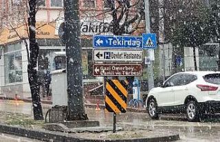 Kar, İstanbul sınırına dayandı