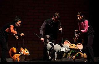 Karneler tiyatro biletine dönüştü