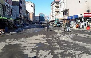 Kars Belediyesi’nin karla mücadelesi sürüyor