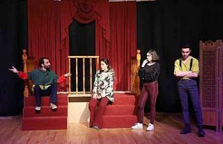 Kartallılar hafta sonunu tiyatro oyunları ile değerlendirdi