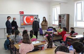 Kaymakam Özay’ın okul ziyaretleri