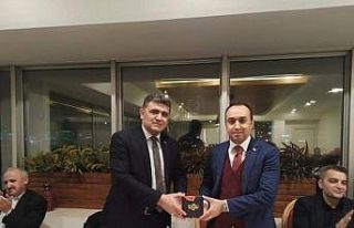 Kaymakam Özgür Pelvan’a  veda yemeği