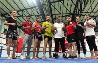 Kayserili Muay Thai sporcuları Avrupa Şampiyonası’na...