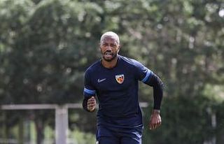 Kayserispor’un eski futbolcusu Fernandes, Yunanistan’a...