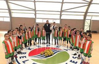 Kepez’de hentbol takımı kuruluyor