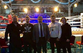 Kick Boks profesyonelde 2 madalya