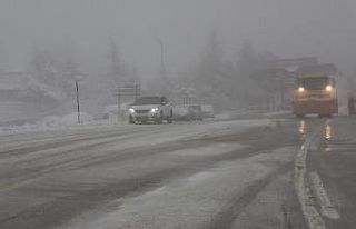 Kırklareli’nin yüksek kesimlerinde kar yağışı...