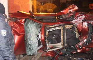 Kocaeli’de feci kaza: Anne-baba öldü, kızları...