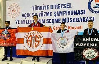 Körfez’in ilk milli yüzücüleri