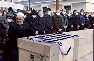 Koronadan vefat eden sağlık çalışanına acı...