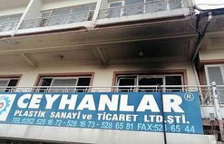 Kullanılmayan binada çıkan yangın paniğe sebep...