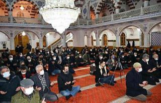 Kulu’da Regaib Kandilinde vaandaşlar camileri doldurdu