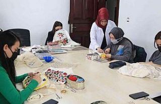 Kurslar ev bütçesine katkı sağlıyor