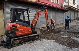 Kuşadası pazarları turistleri modern yüzüyle...